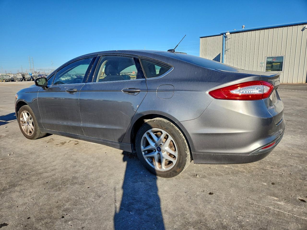 2014 FORD FUSION SE photo 2