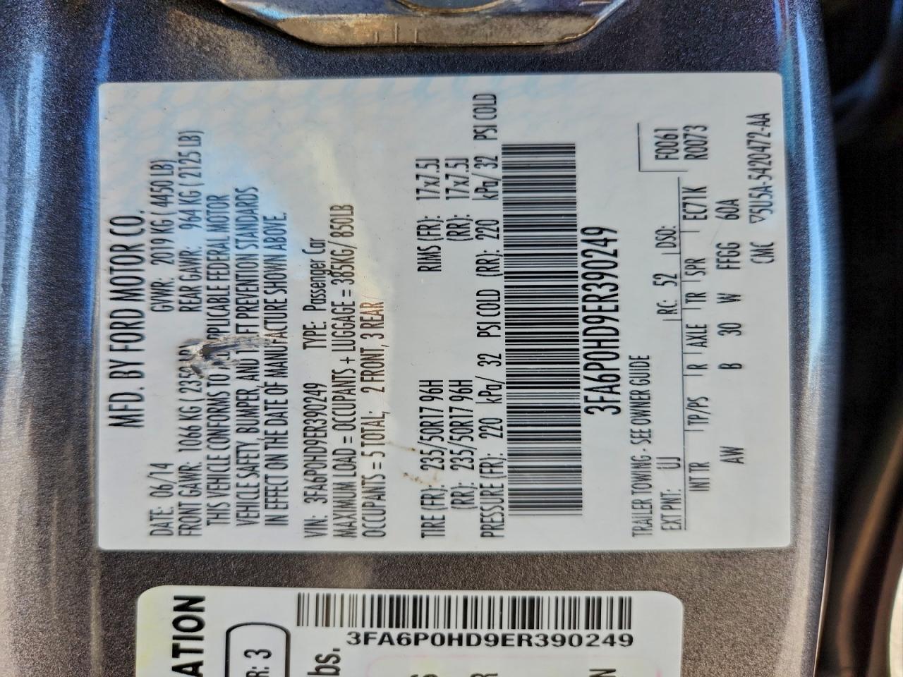 2014 FORD FUSION SE photo 12