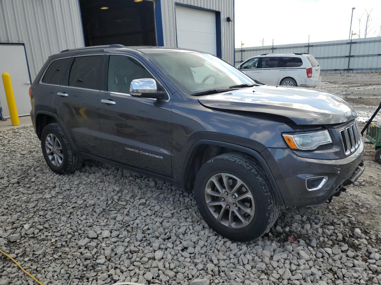 2015 JEEP GRAND CHEROKEE LIMITED photo 4
