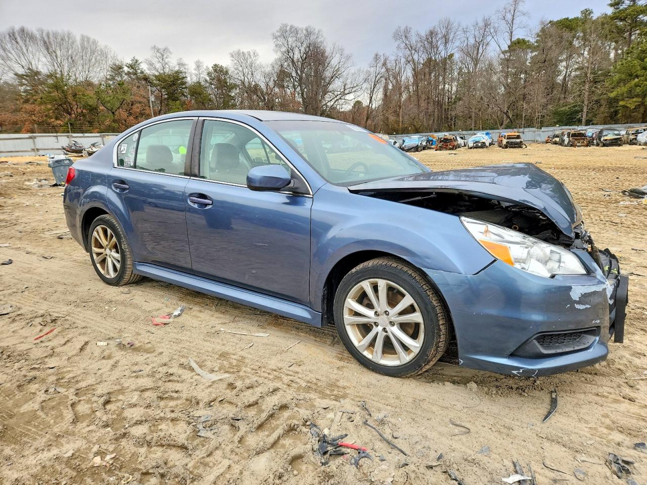 2013 SUBARU LEGACY 2.5I PREMIUM photo 4