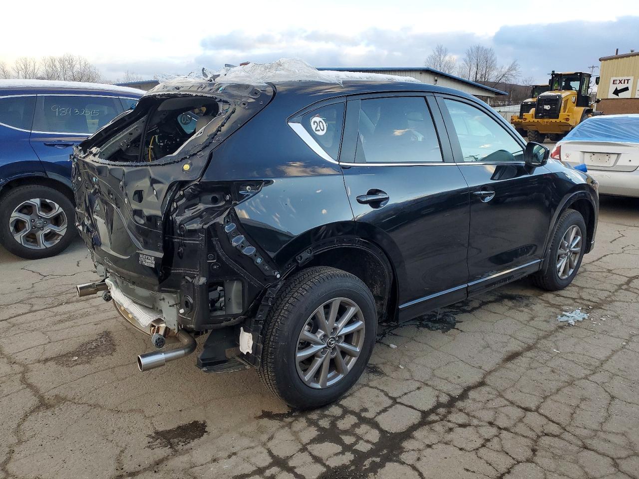 2025 MAZDA CX-5 PREFERRED photo 3