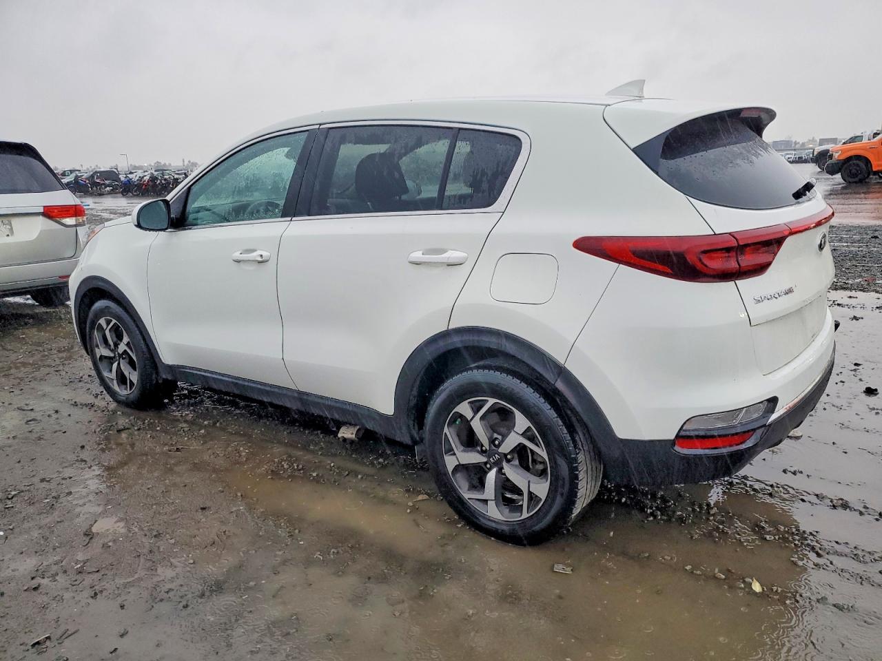 2020 KIA SPORTAGE LX photo 2