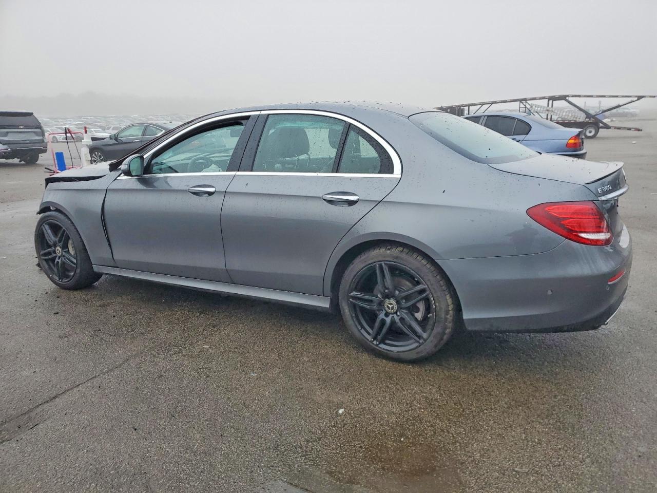 2018 MERCEDES-BENZ E 300 4MATIC photo 2
