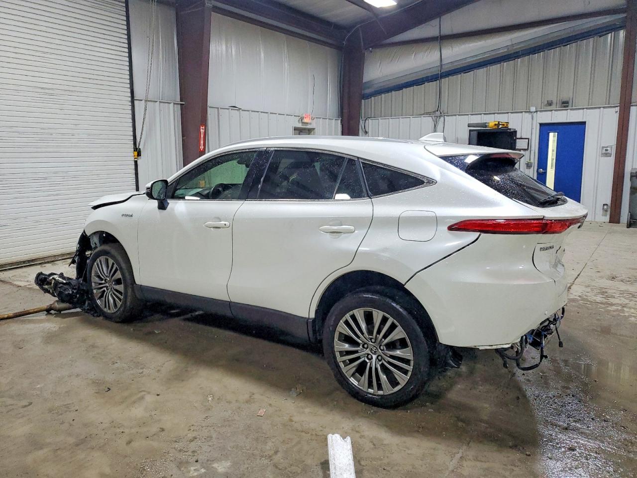 2021 TOYOTA VENZA LE photo 2