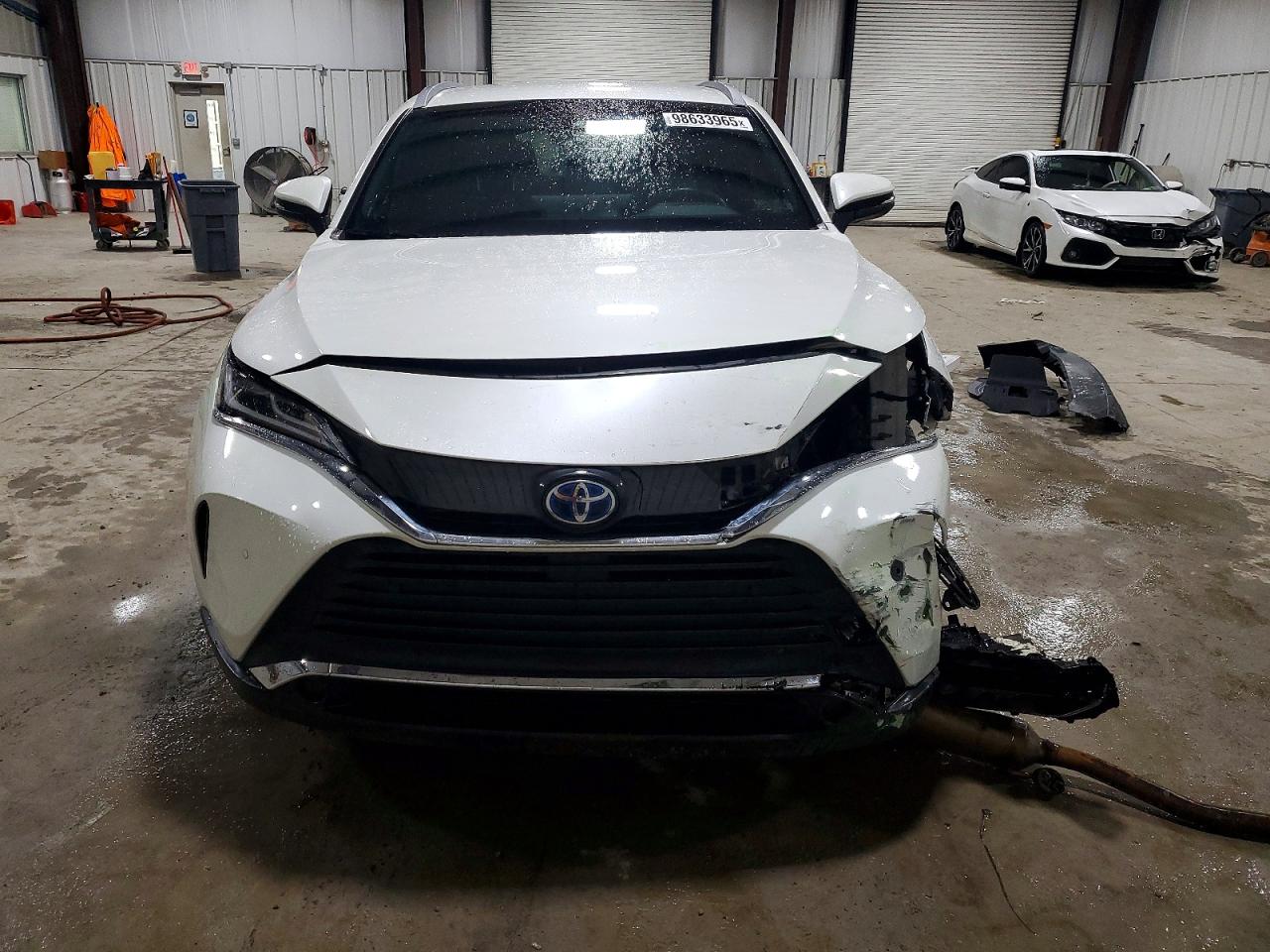 2021 TOYOTA VENZA LE photo 5