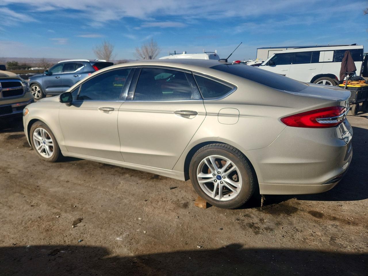 2018 FORD FUSION SE photo 2