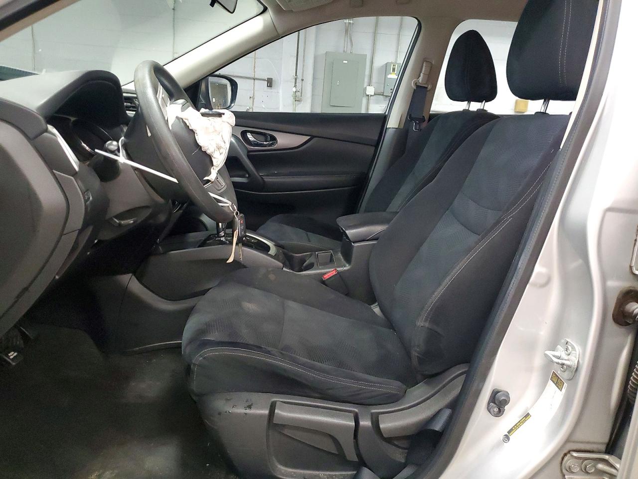 2016 NISSAN ROGUE S photo 7