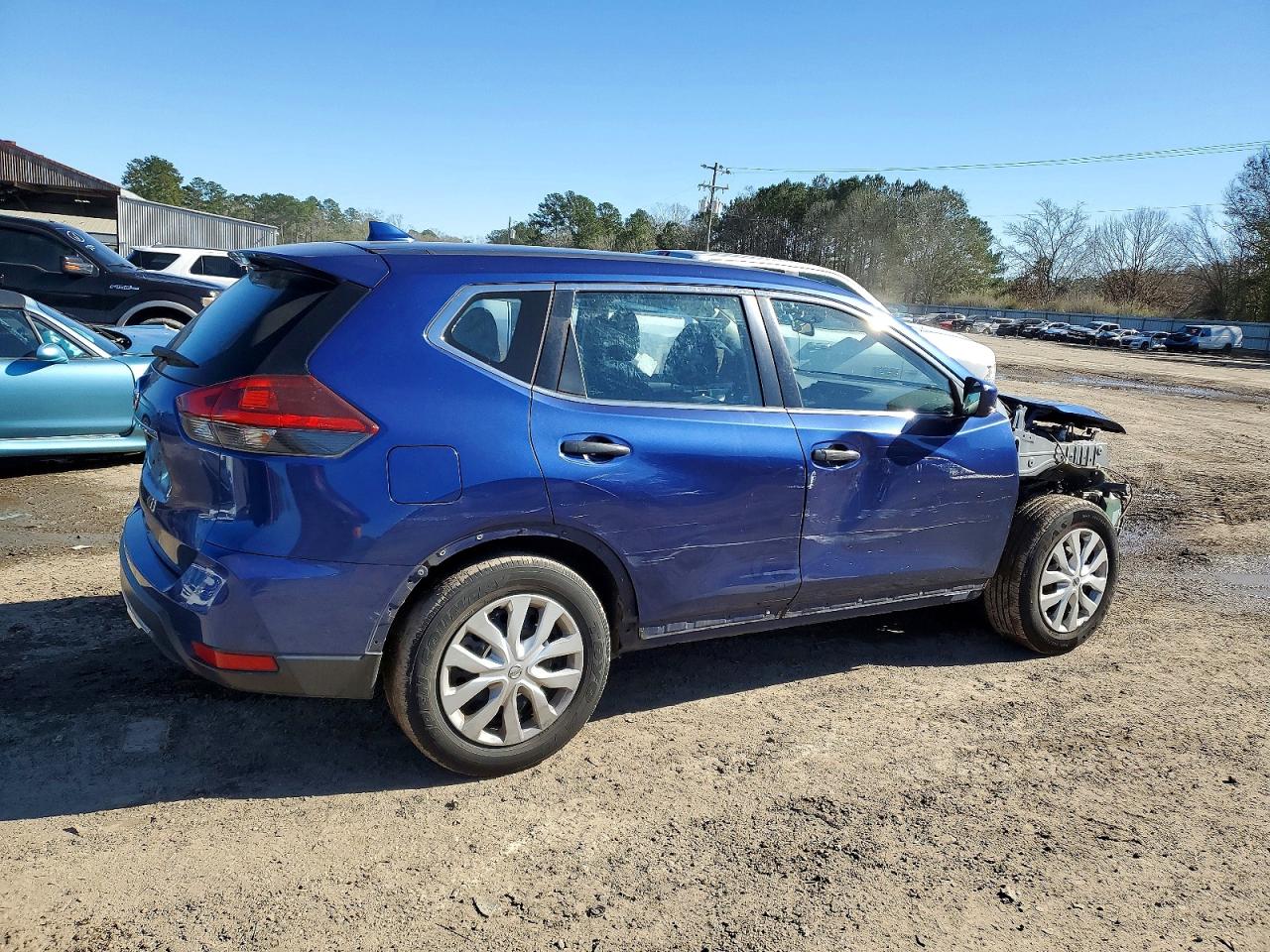 2018 NISSAN ROGUE S photo 3