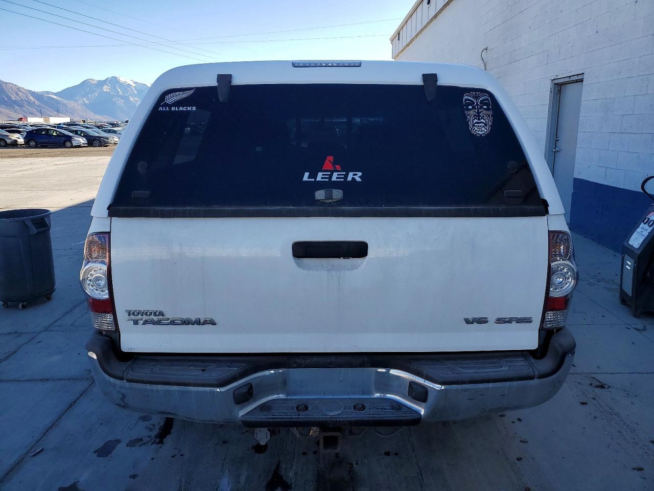 2009 TOYOTA TACOMA DOUBLE CAB photo 6