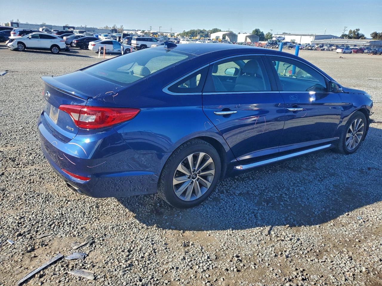 2015 HYUNDAI SONATA SPORT photo 3