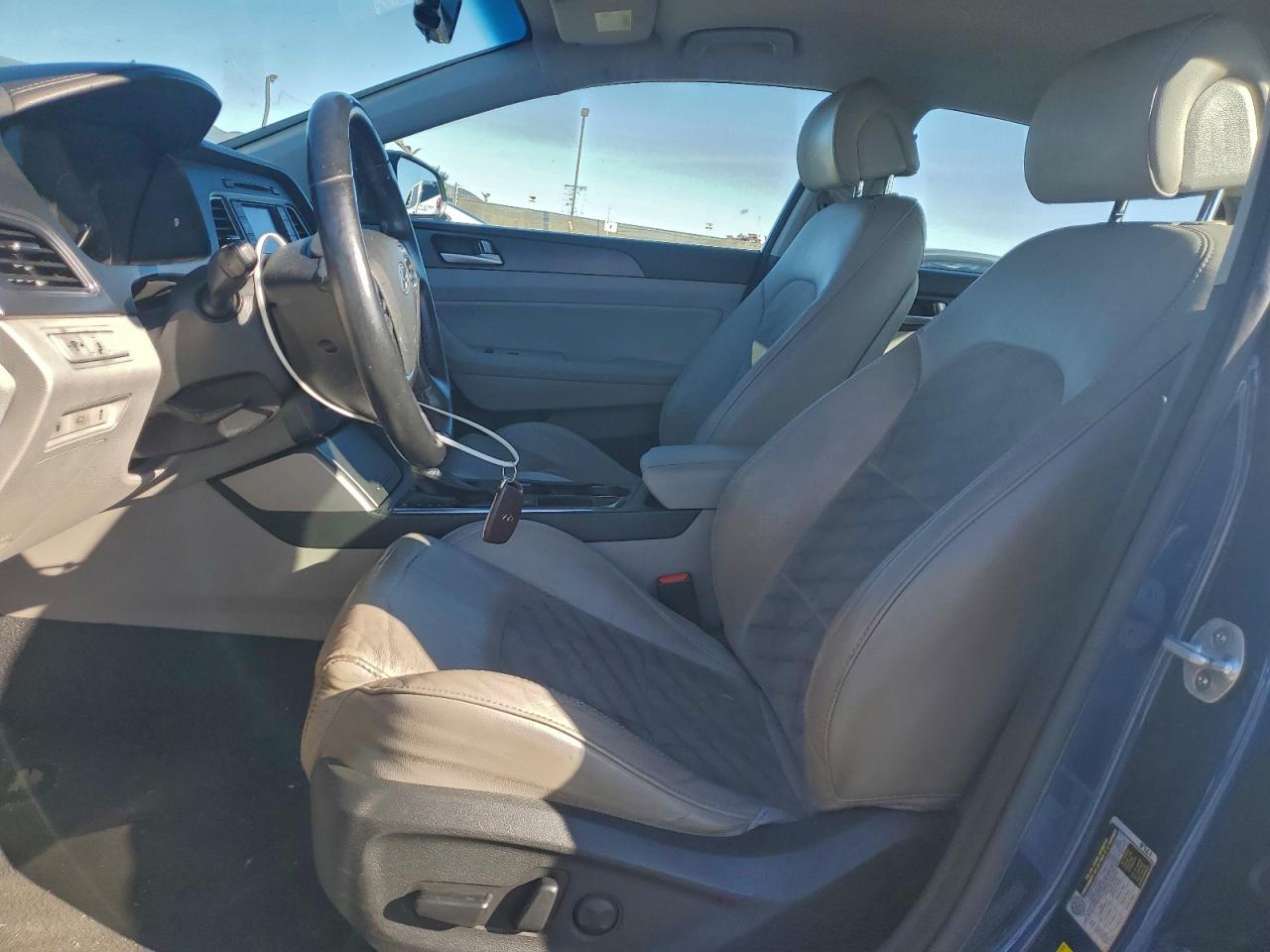 2015 HYUNDAI SONATA SPORT photo 7