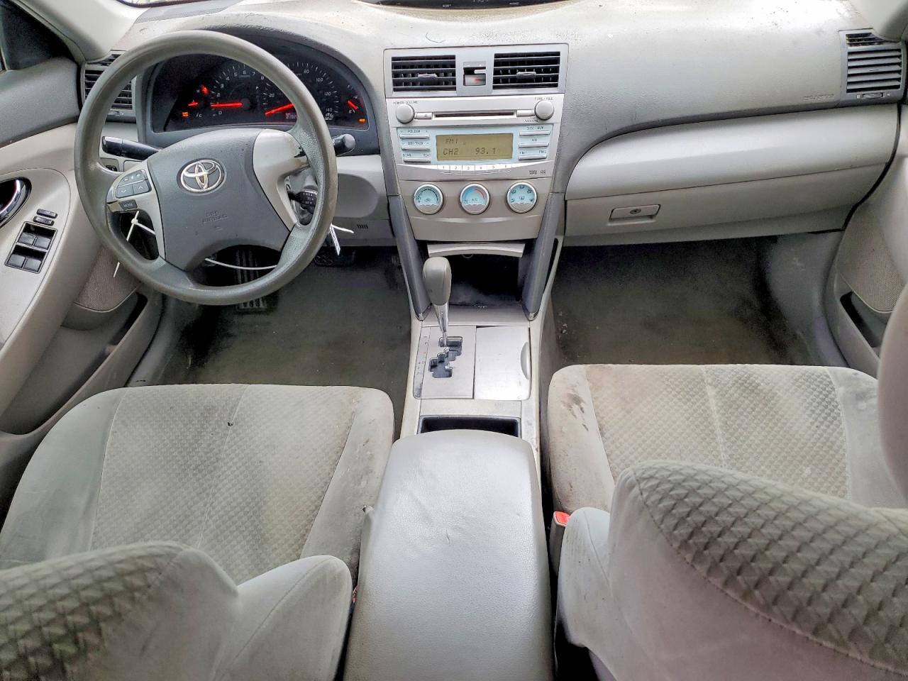 2009 TOYOTA CAMRY BASE photo 8