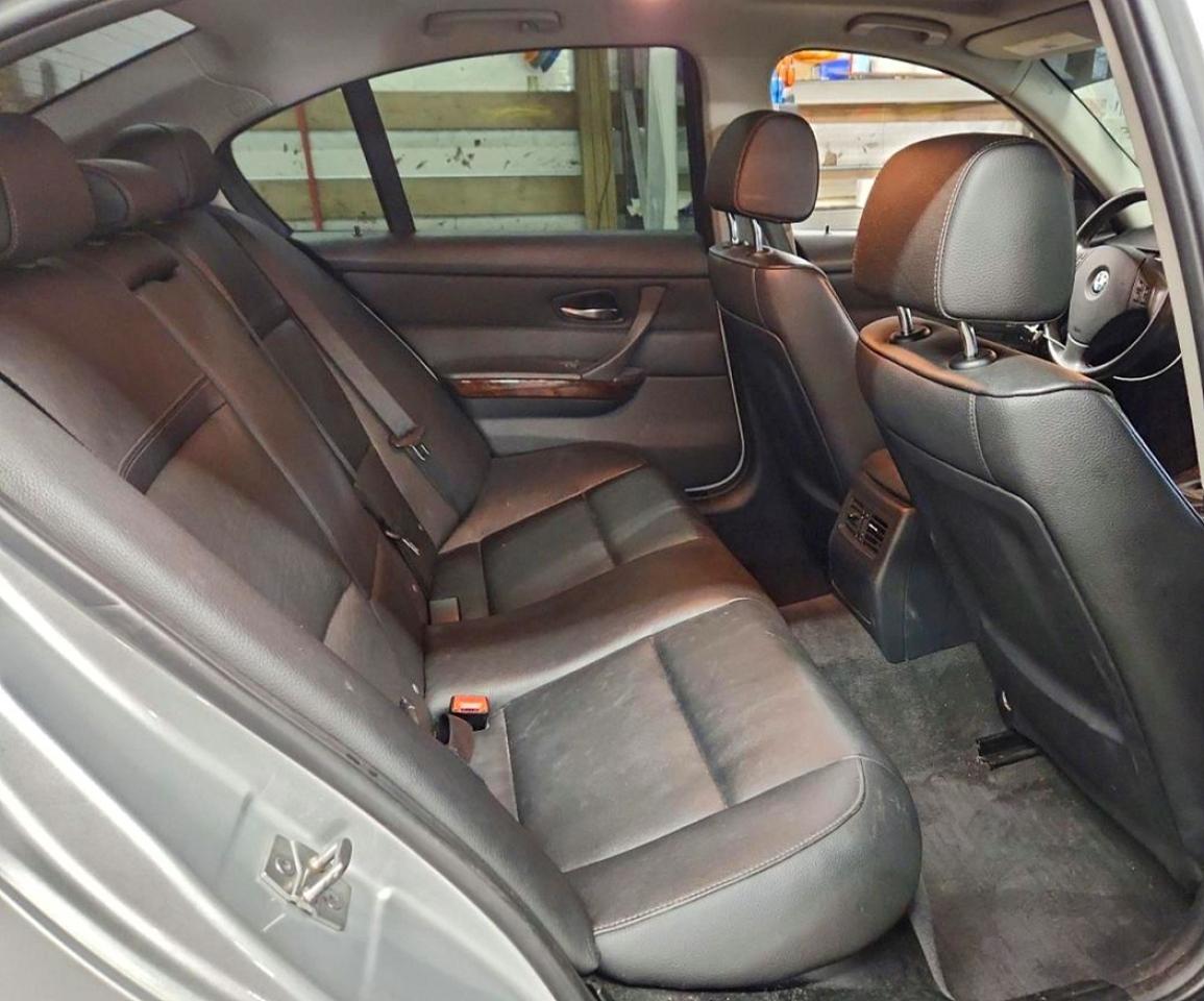 2011 BMW 328 XI photo 10
