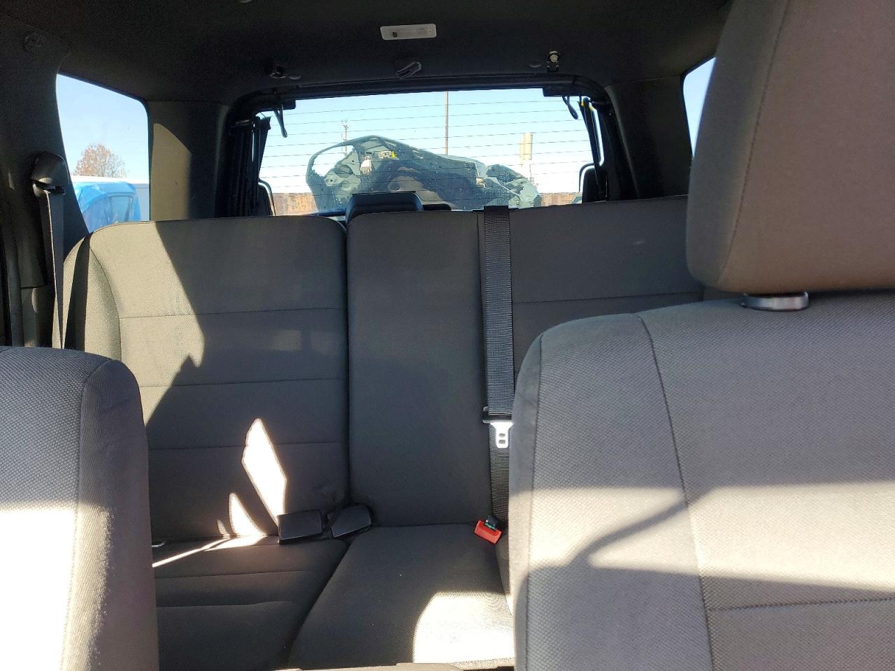 2010 FORD ESCAPE XLT photo 10
