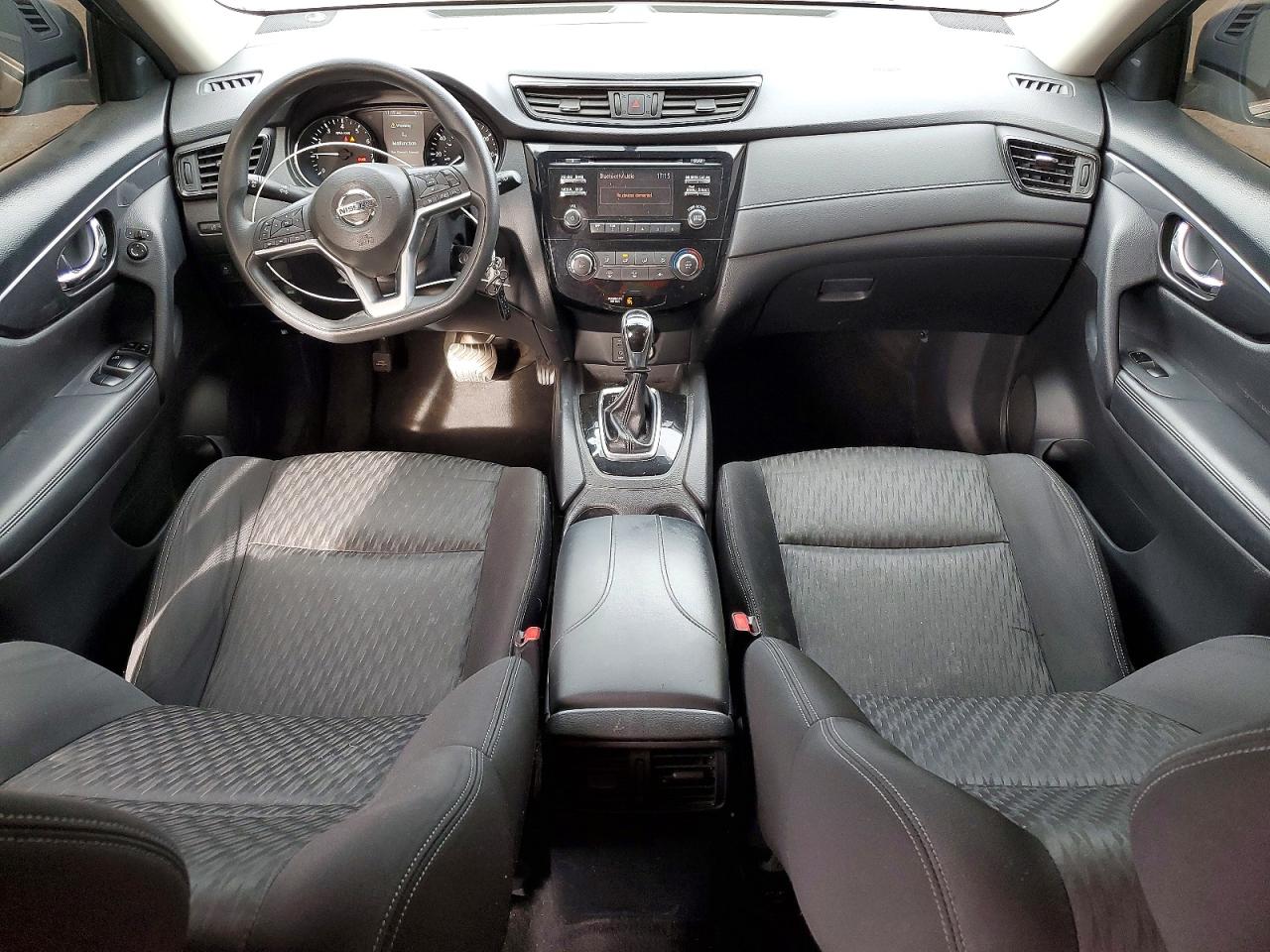 2017 NISSAN ROGUE S photo 8