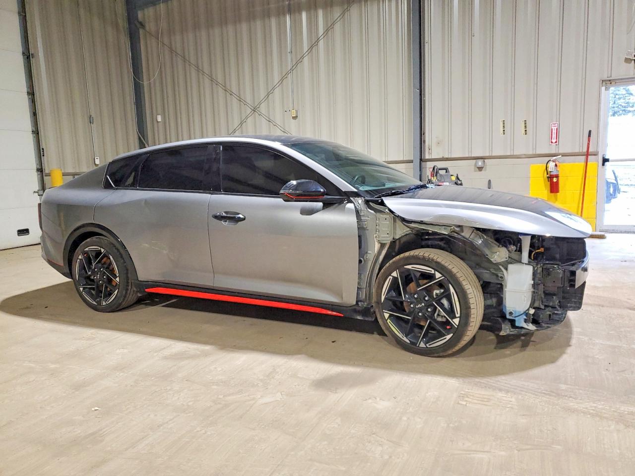 2025 KIA K4 GT LINE photo 4