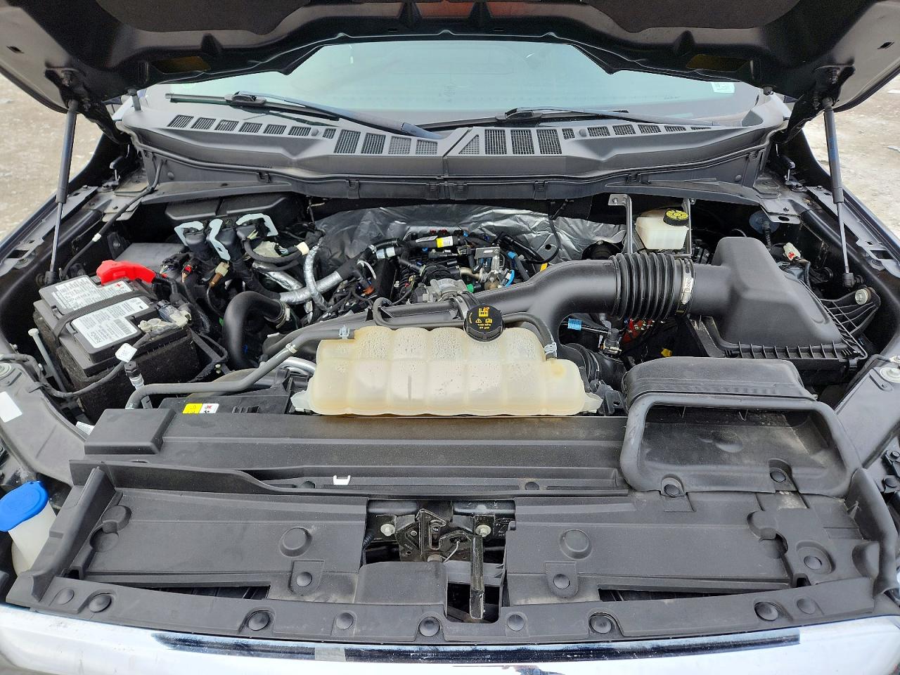2022 FORD F150 SUPERCREW photo 11