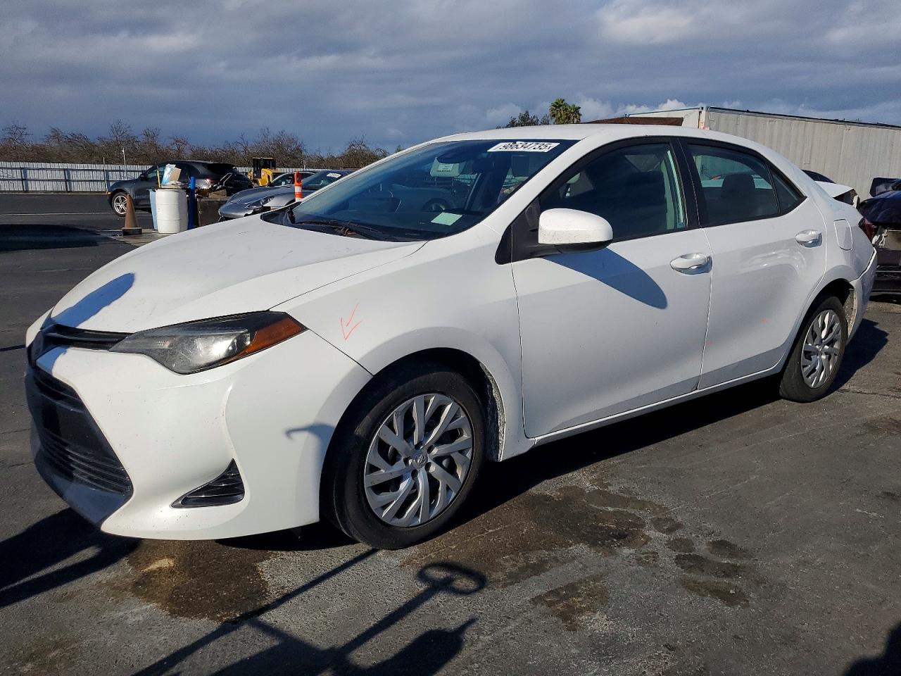 2018 TOYOTA COROLLA