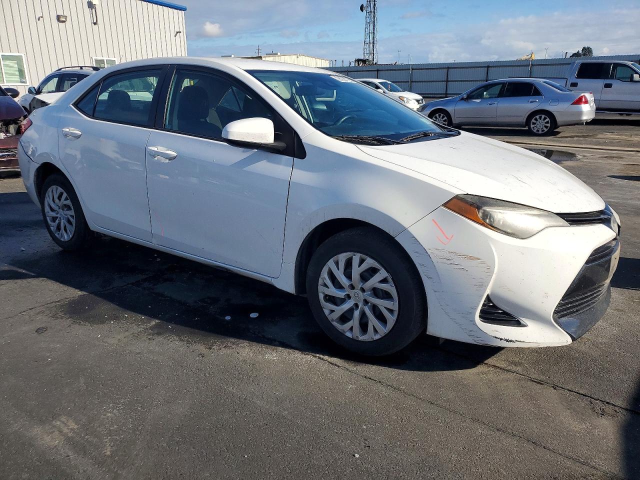 2018 TOYOTA COROLLA L photo 4