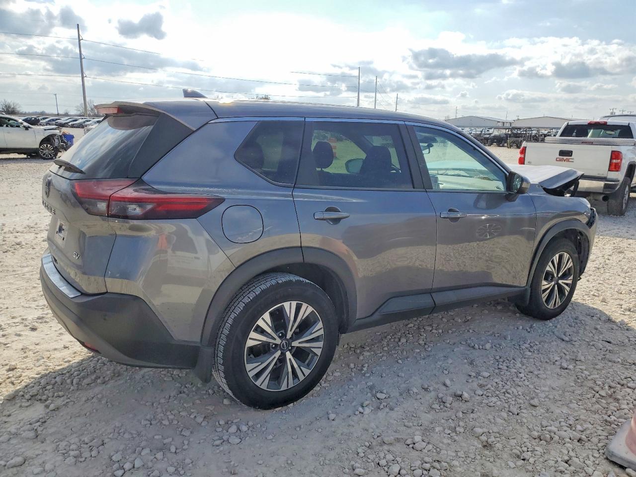 2023 NISSAN ROGUE SV photo 3