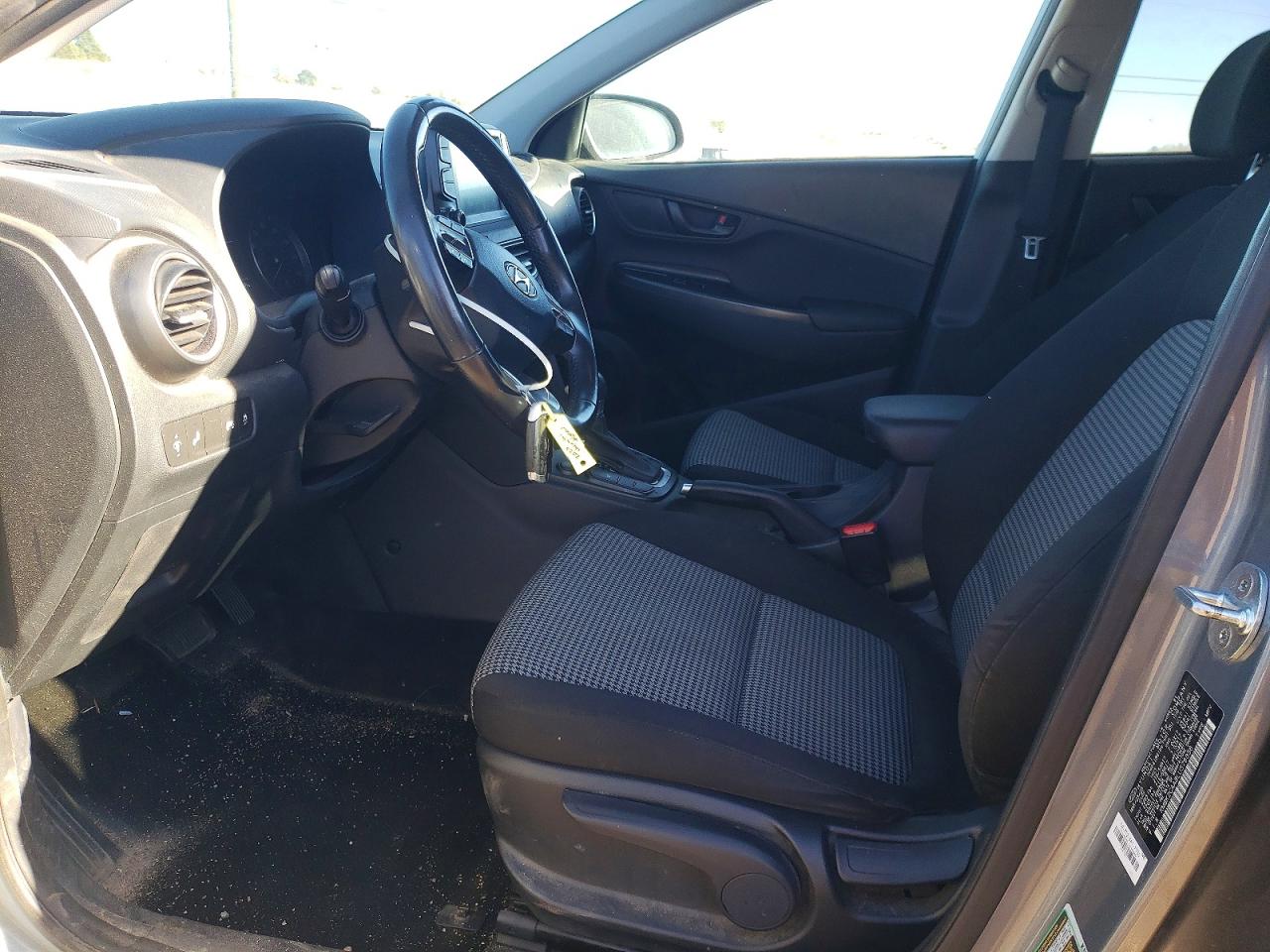 2020 HYUNDAI KONA SEL photo 7