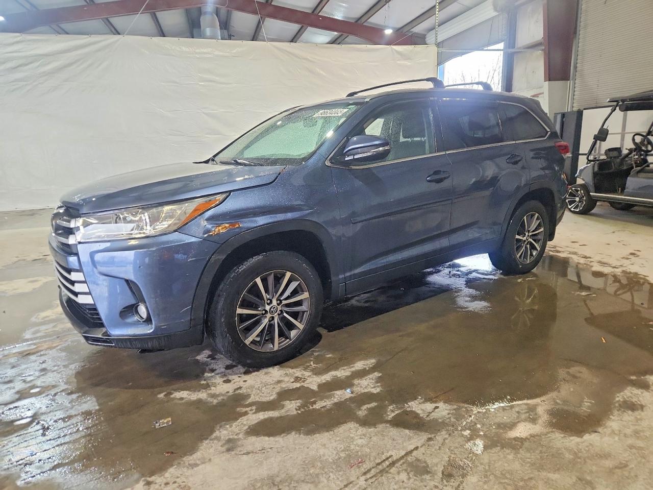 2018 TOYOTA HIGHLANDER