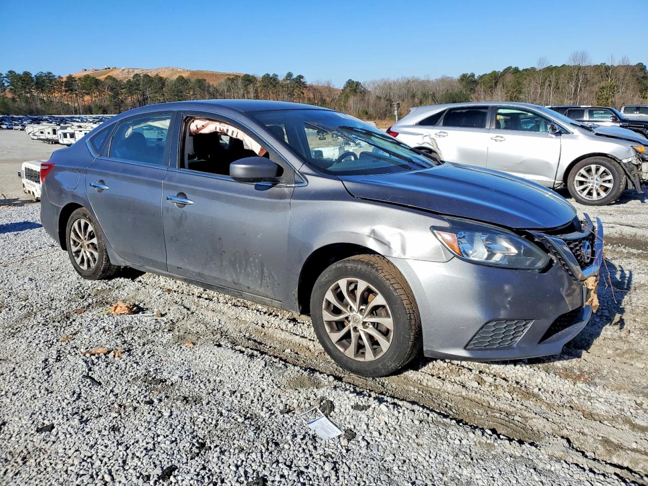 2019 NISSAN SENTRA S photo 4