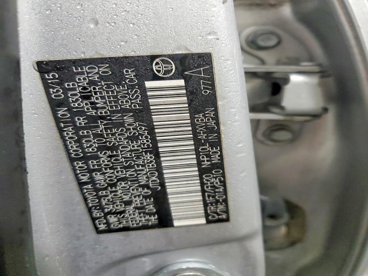 2015 TOYOTA PRIUS C photo 13