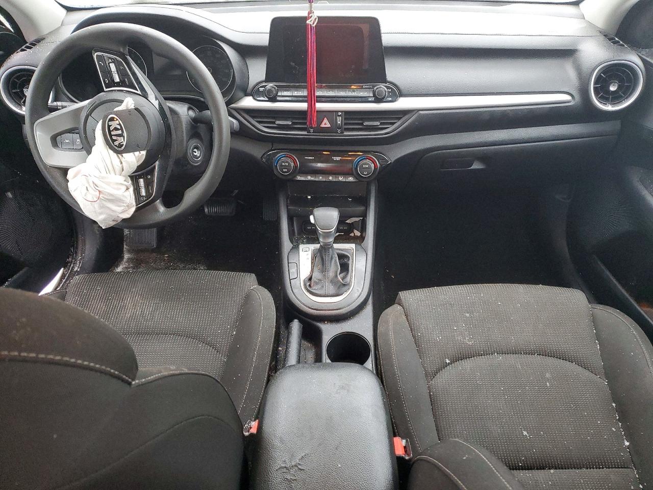 2019 KIA FORTE FE photo 8