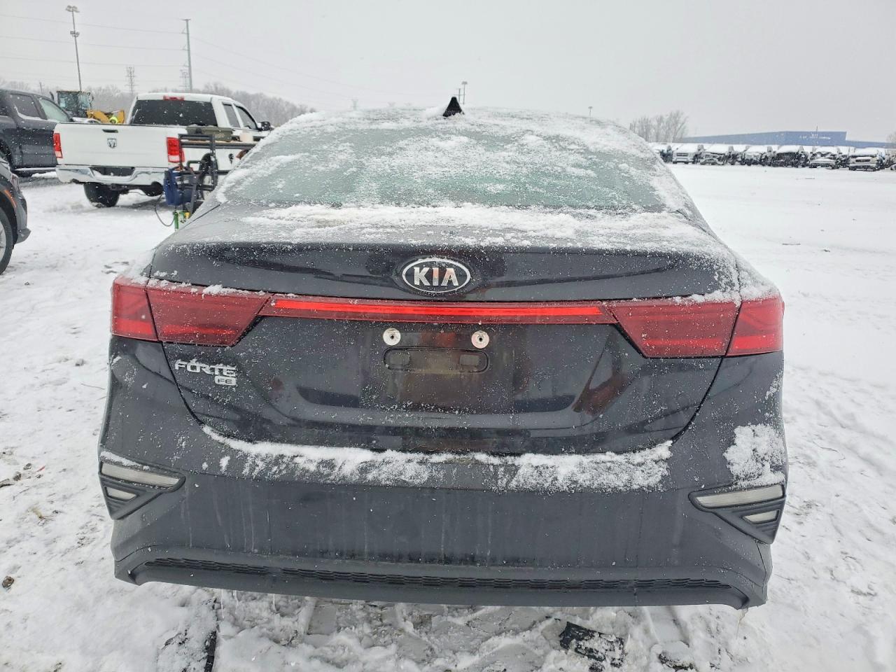 2019 KIA FORTE FE photo 6
