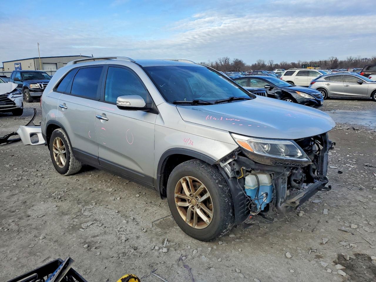 2014 KIA SORENTO LX photo 4