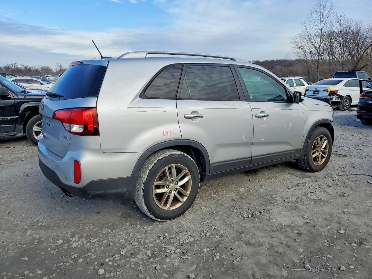 2014 KIA SORENTO LX photo 3