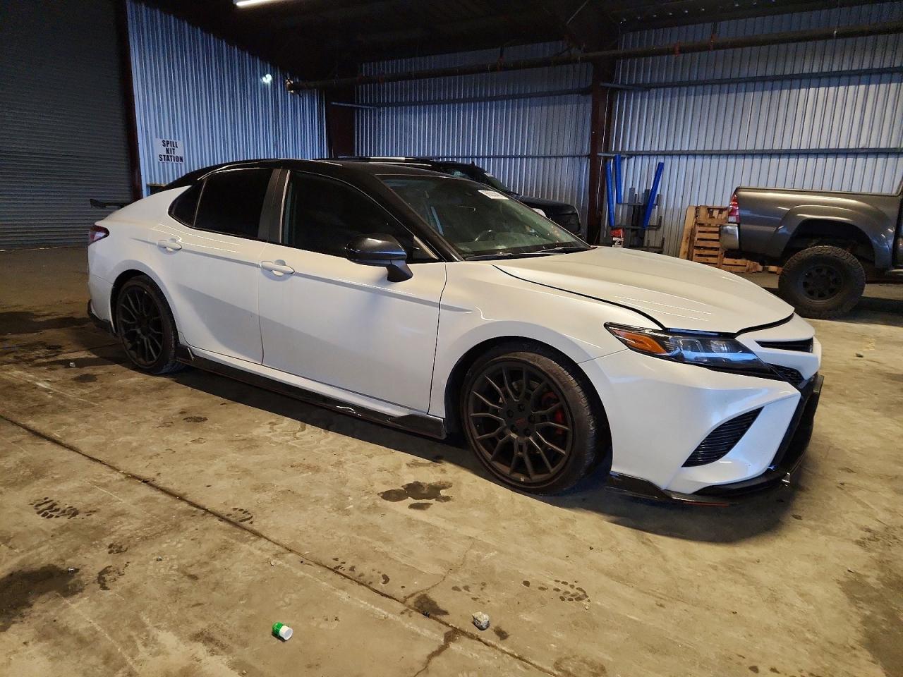 2020 TOYOTA CAMRY TRD photo 4