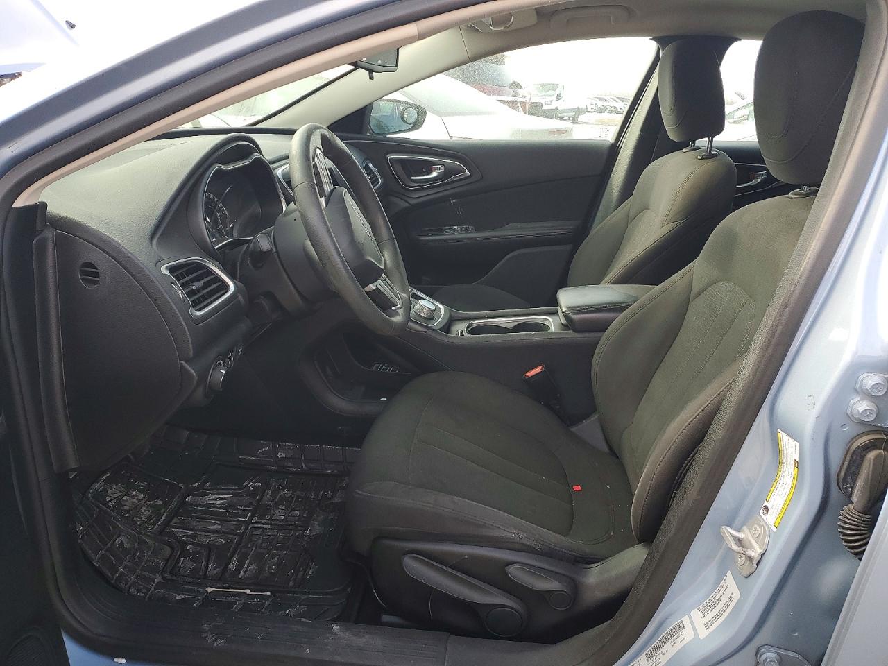 2015 CHRYSLER 200 LIMITED photo 7