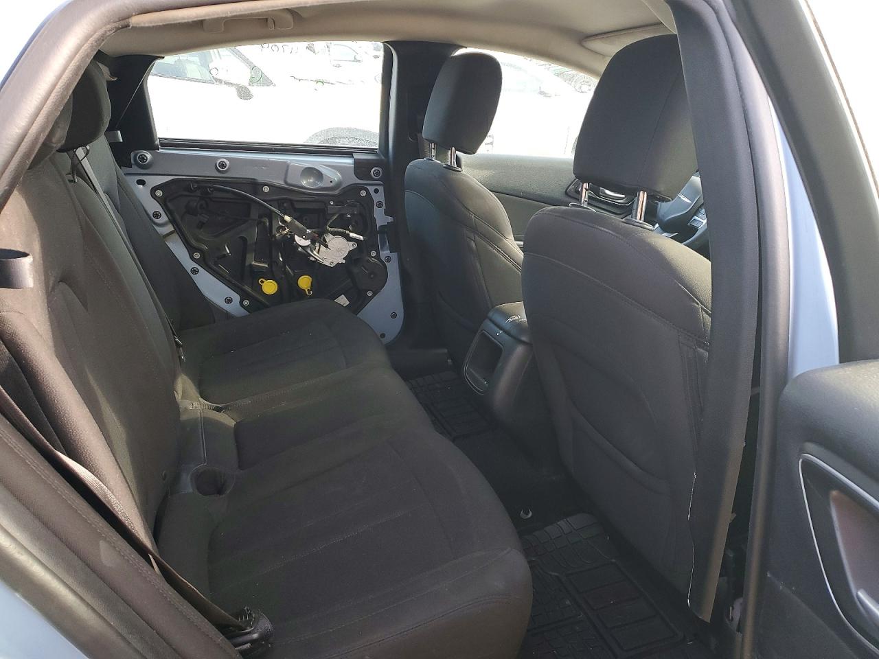 2015 CHRYSLER 200 LIMITED photo 10