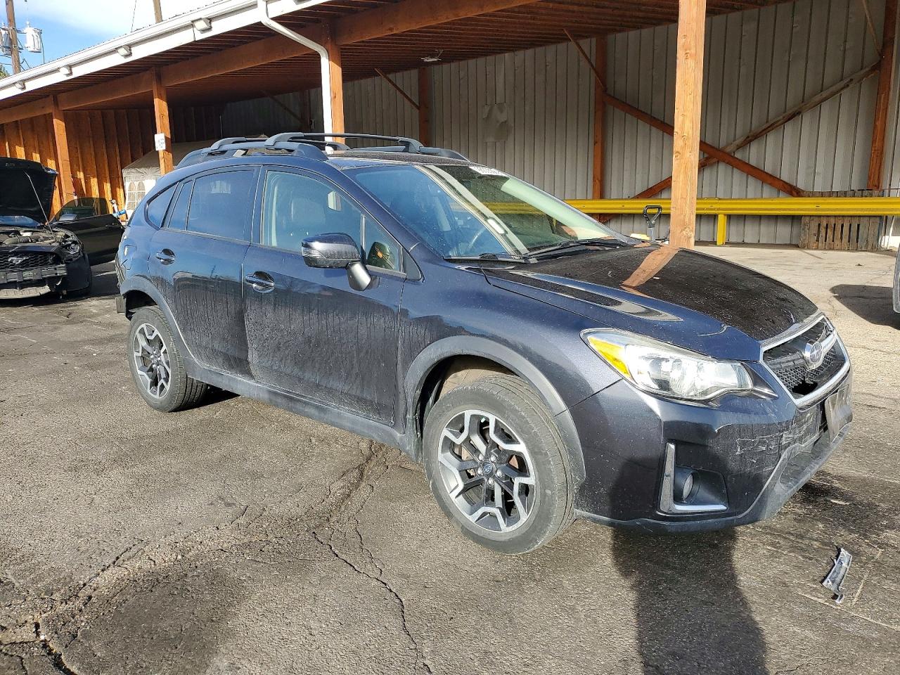 2017 SUBARU CROSSTREK LIMITED photo 4