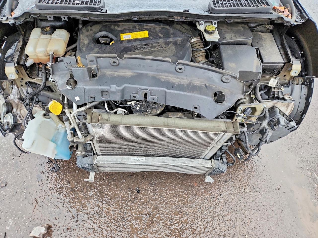 2016 FORD ESCAPE SE photo 12