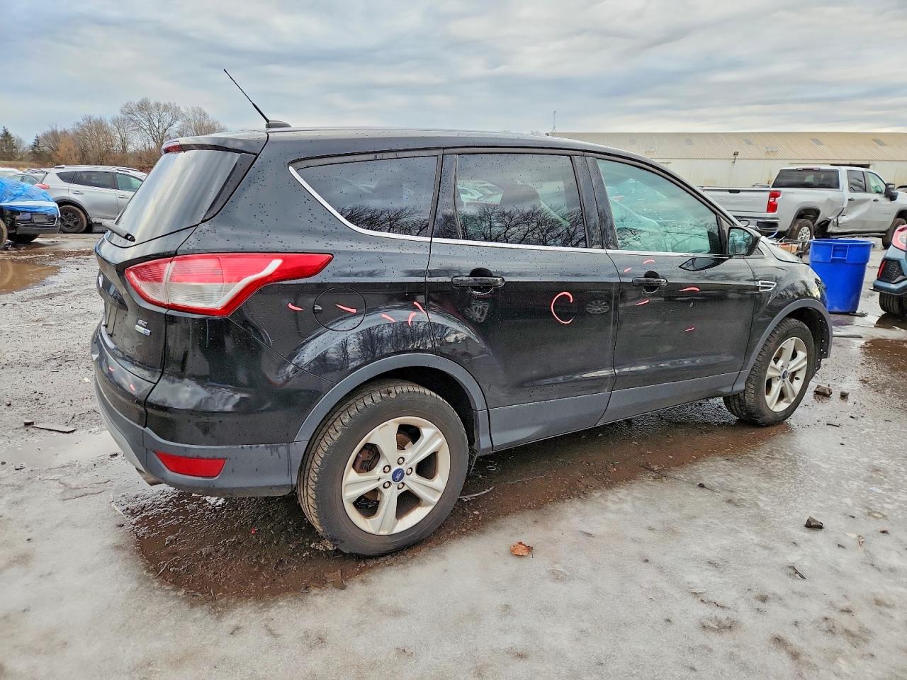 2016 FORD ESCAPE SE photo 3