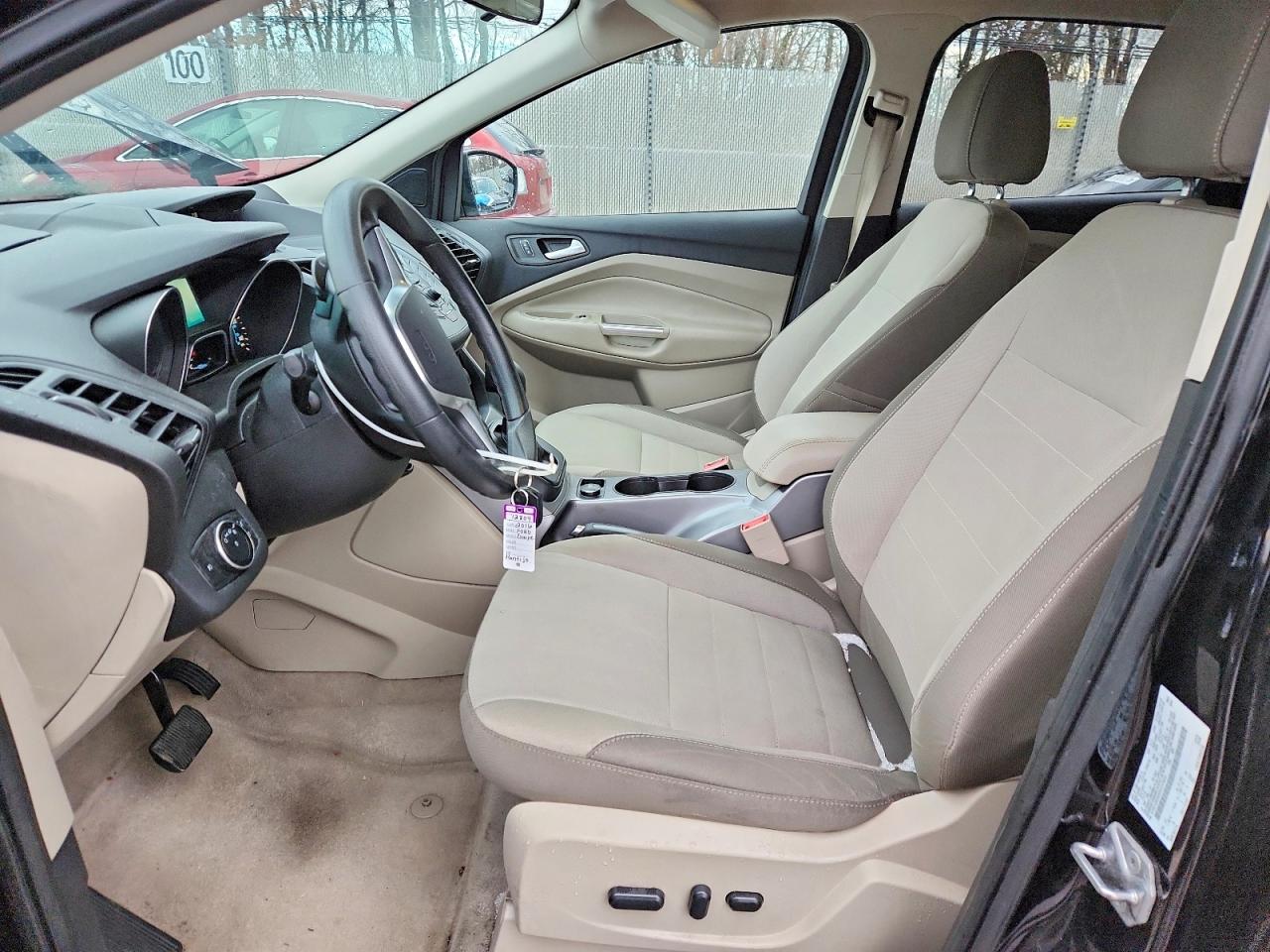 2016 FORD ESCAPE SE photo 7