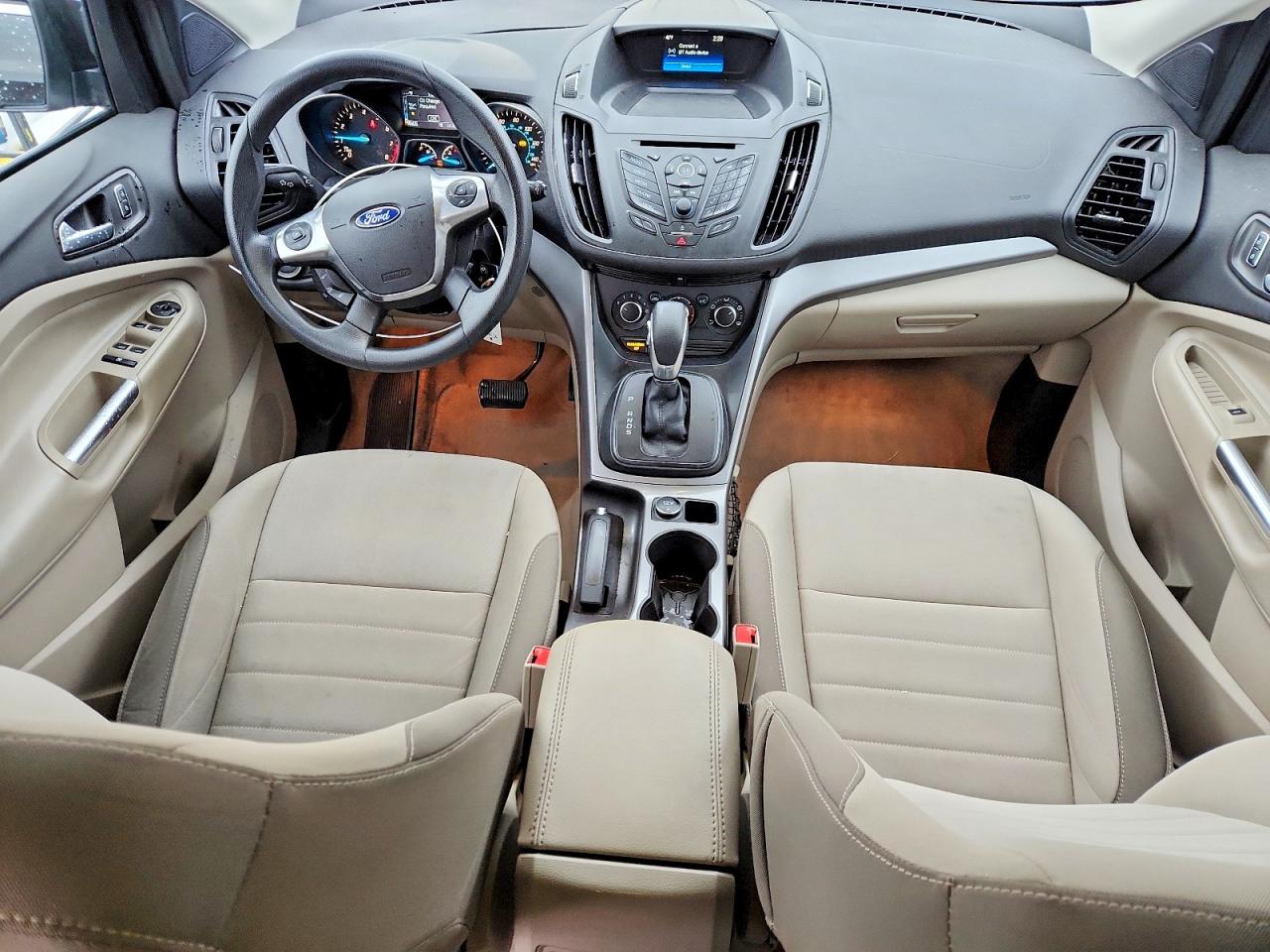 2016 FORD ESCAPE SE photo 8