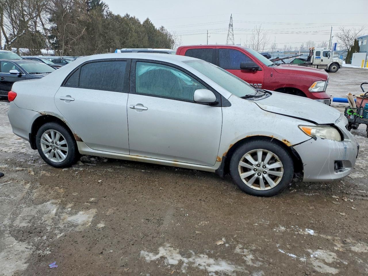 2010 TOYOTA COROLLA BASE photo 4