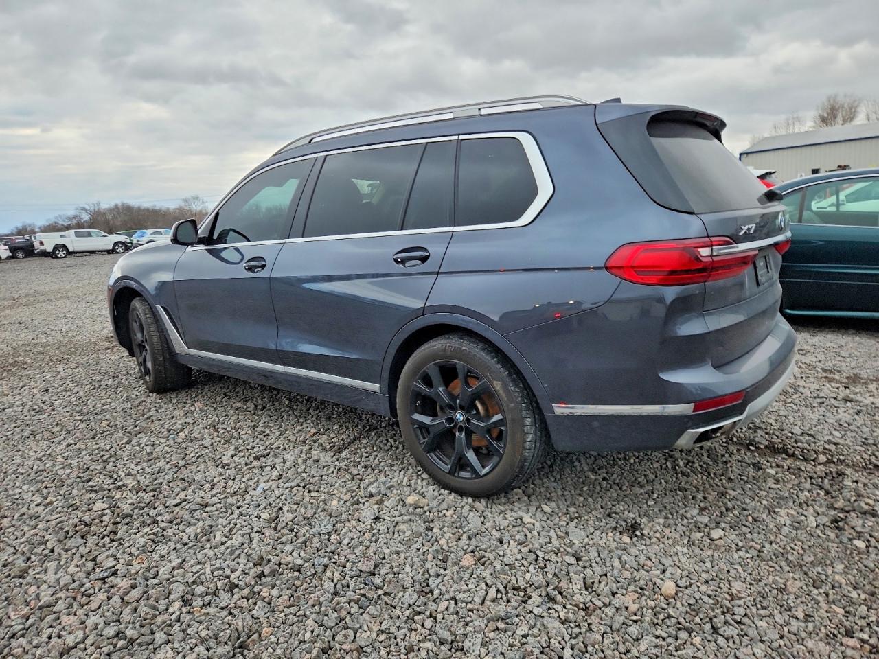 2021 BMW X7 XDRIVE40I photo 2