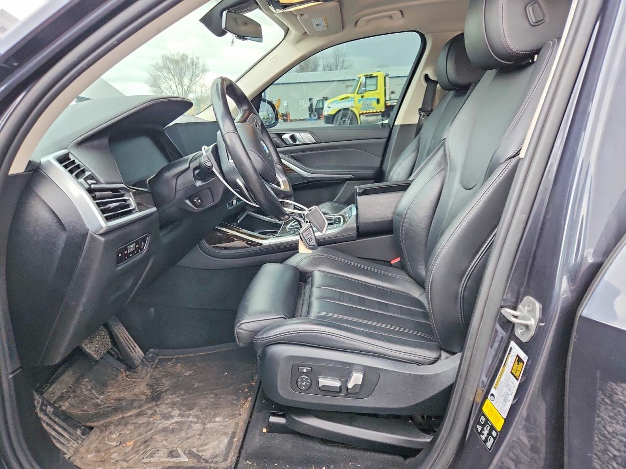 2021 BMW X7 XDRIVE40I photo 7