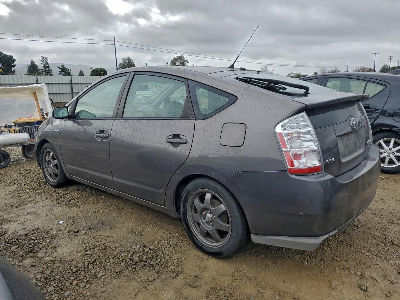2008 TOYOTA PRIUS photo 2
