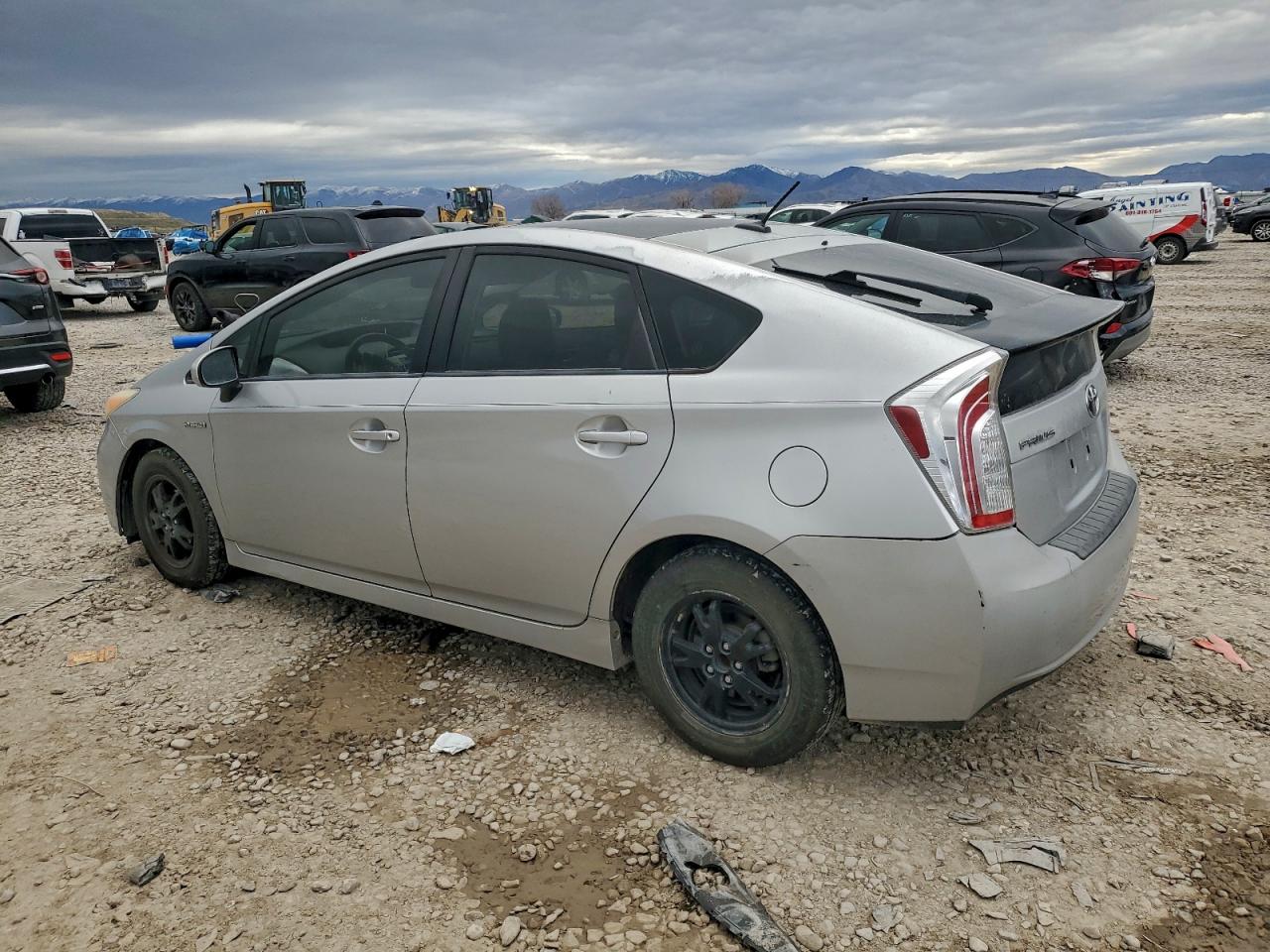 2013 TOYOTA PRIUS photo 2