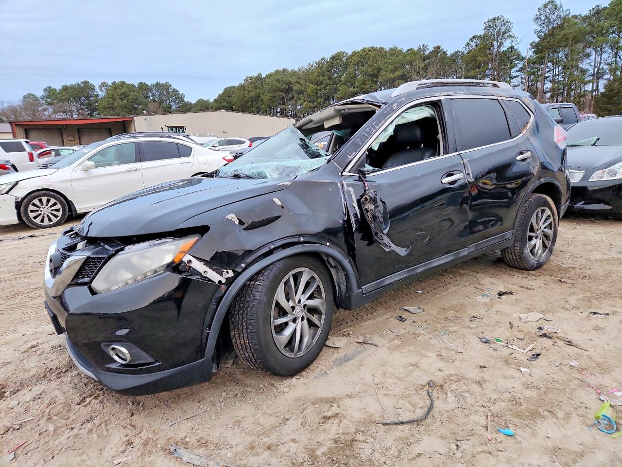 2014 NISSAN ROGUE