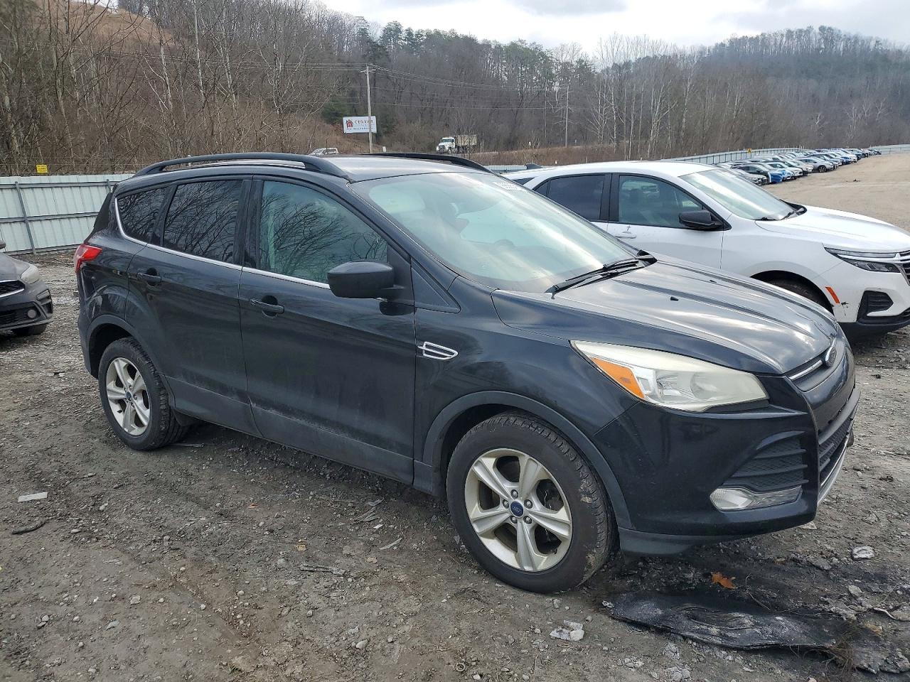 2014 FORD ESCAPE SE photo 4