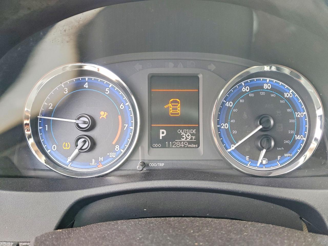 2018 TOYOTA COROLLA L photo 9