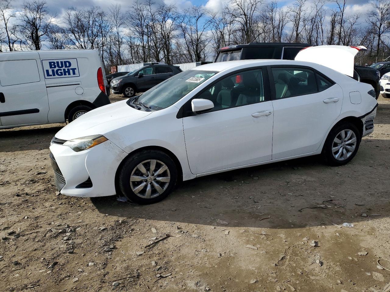 2018 TOYOTA COROLLA