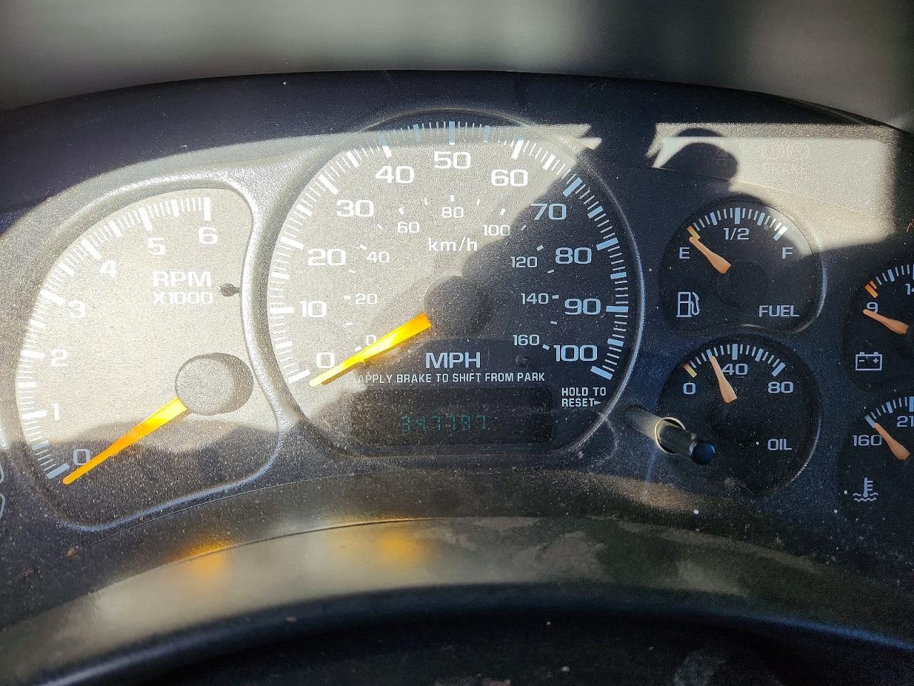 2000 CHEVROLET SILVERADO C1500 photo 9